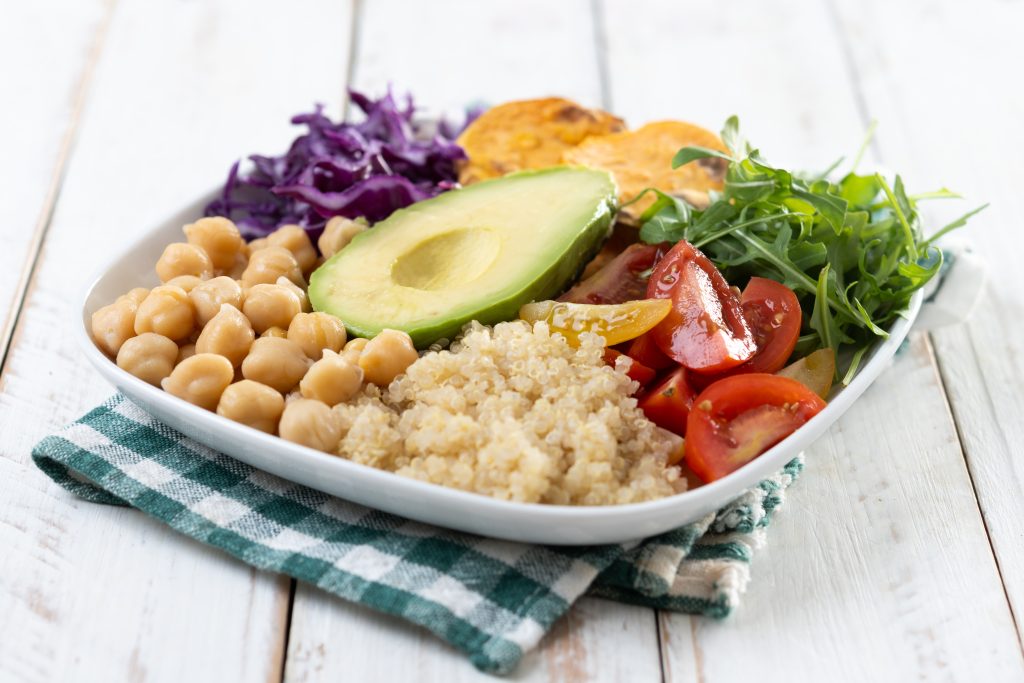 Receta de Quinoa garbanzo y ensalda